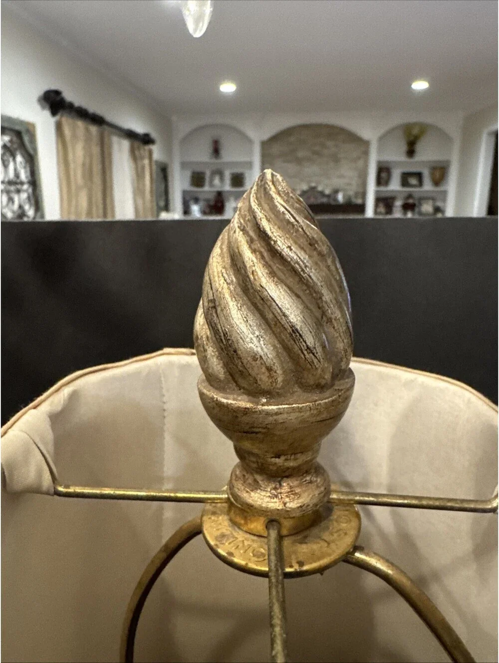 Rare Uttermost Pineapple Designed Body Indoor/Outdoor Table Lamp 31” H